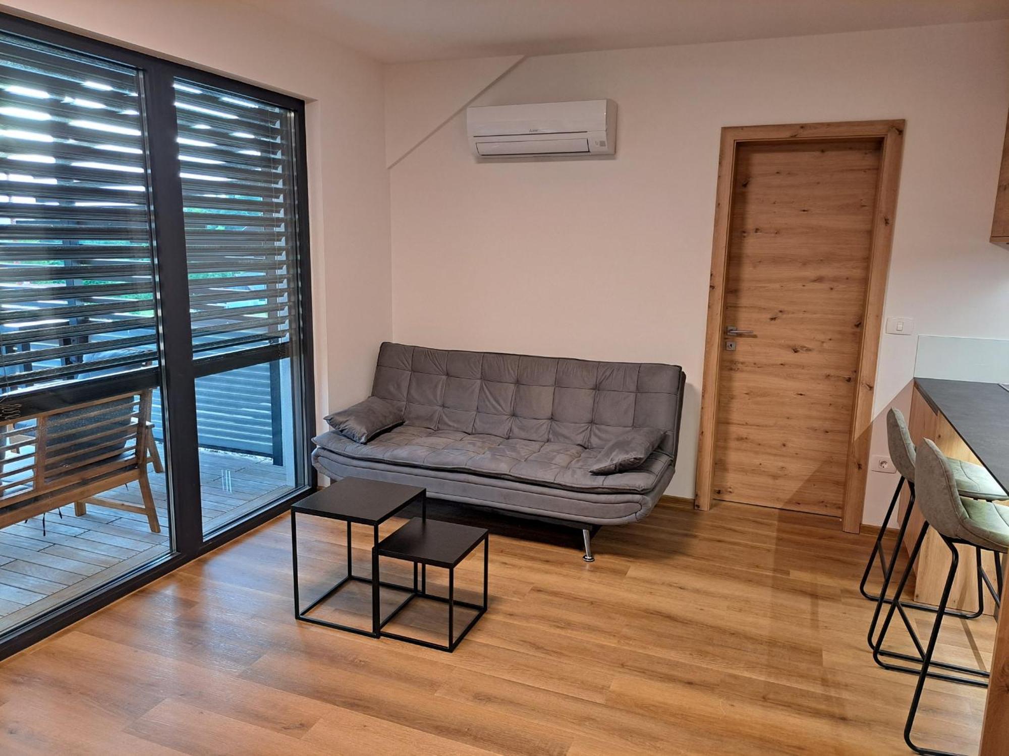 Ferienwohnung S&B'S Retreat Godovic Exterior foto